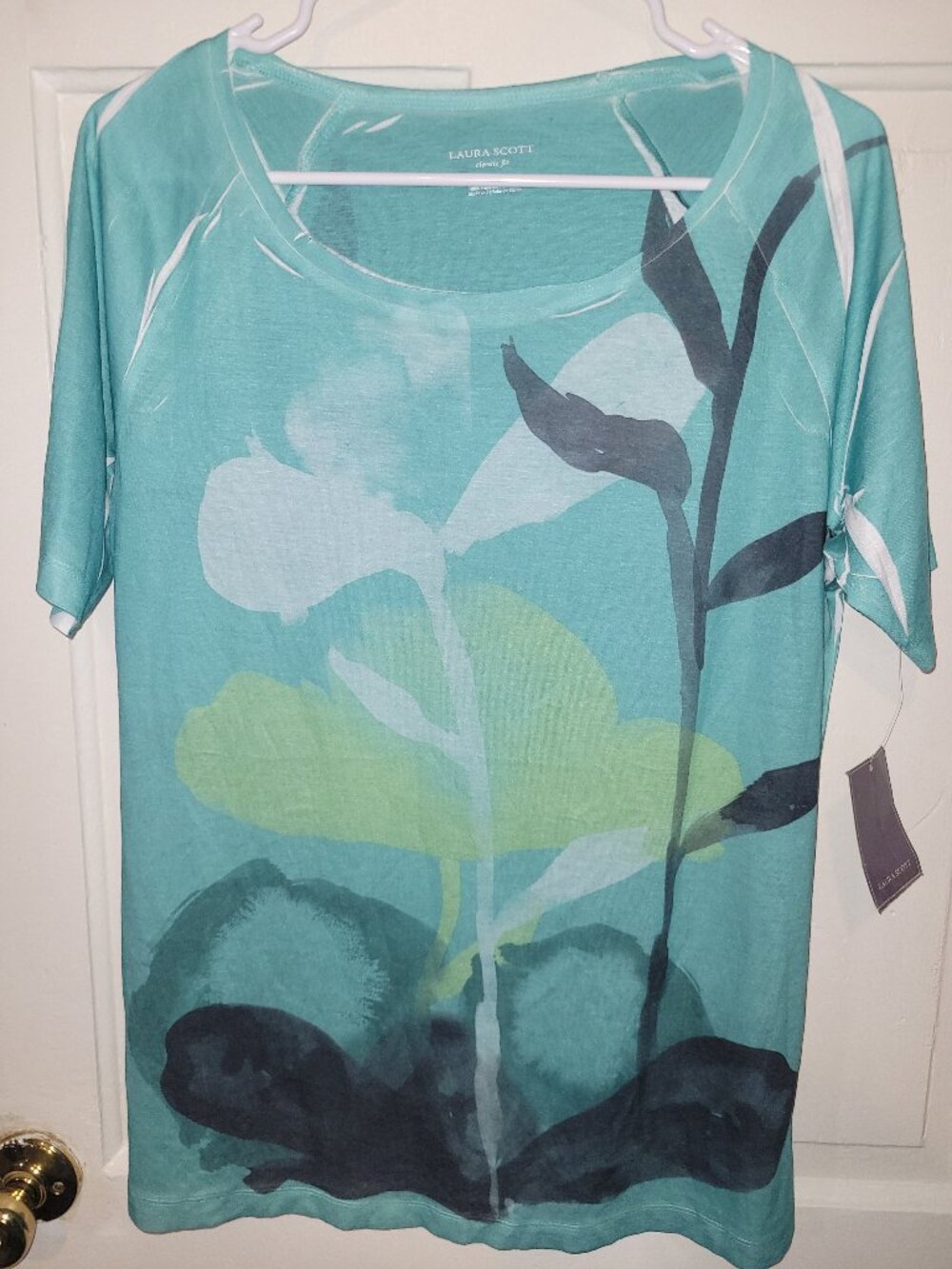 Laura Scott Classic Fit Floral Short Sleeve Top green tones blouse